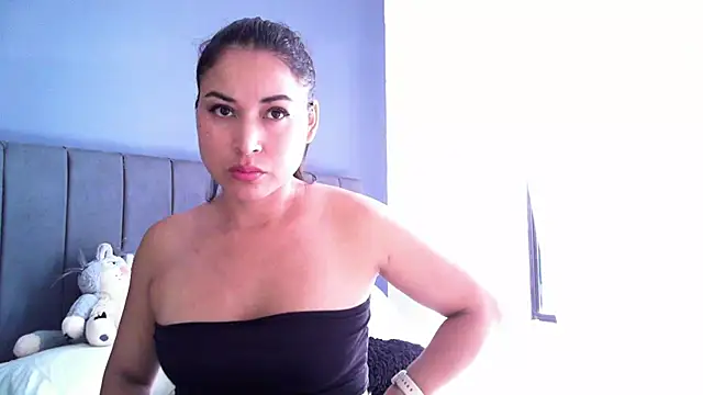 دردشة Sweet-Angie الجنسية المباشرة