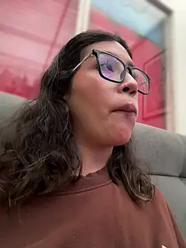 Mila_Morgan 现场XXX聊天