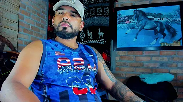 dominic_jonson élő XXX-chatje