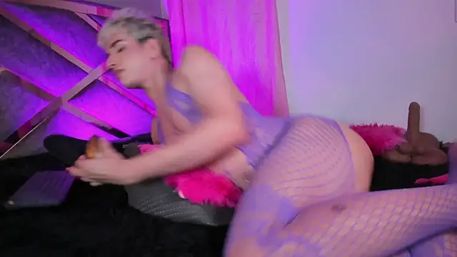 Chat XXX en directo de Cherry_zayden_