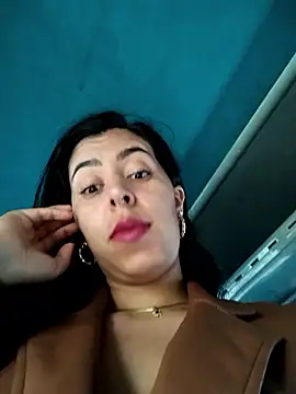 Luianna Chat XXX in diretta