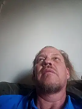 yourMasterisBoredのライブXXXチャット