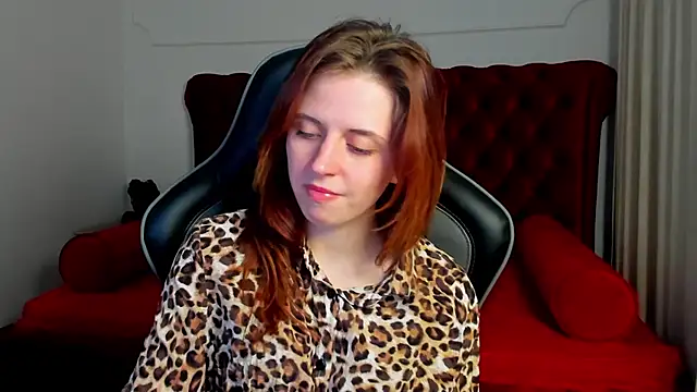 FreyaVey: онлайн-секс-чат