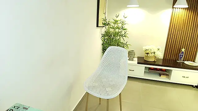 Astrid_Black live XXX chat