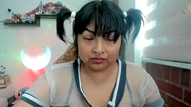 Czat XXX na żywo – Shaddycute_