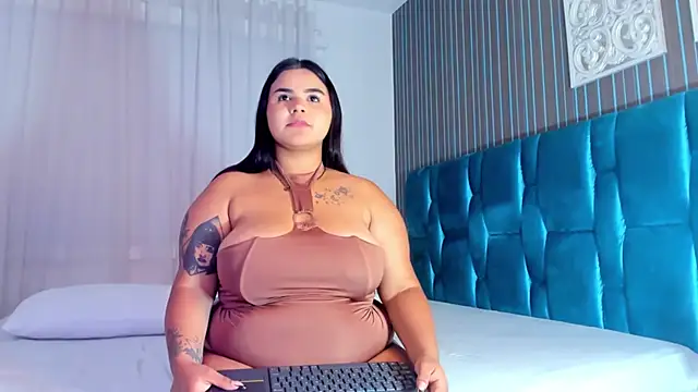 Czat XXX na żywo – MiiaaVelvet