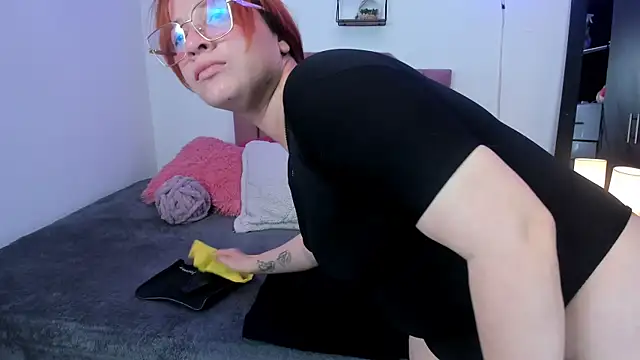 Nina_curves: απευθείας συνομιλία ΧΧΧ