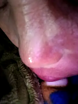 Tina6886: онлайн-секс-чат