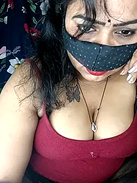 Delhi_Patola élő XXX-chatje