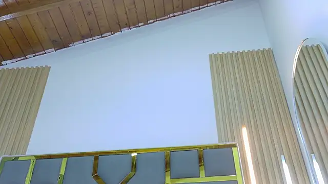 Oliver_bigblack_cock 现场XXX聊天