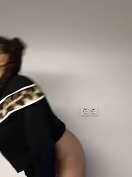 แชท XXX สดของ HaileyDiana