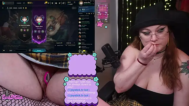 Chat +18 de evamila ao vivo