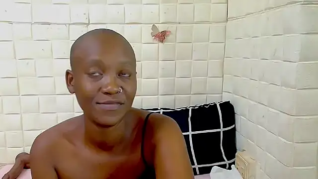 Czat XXX na żywo – EbonyOlive69