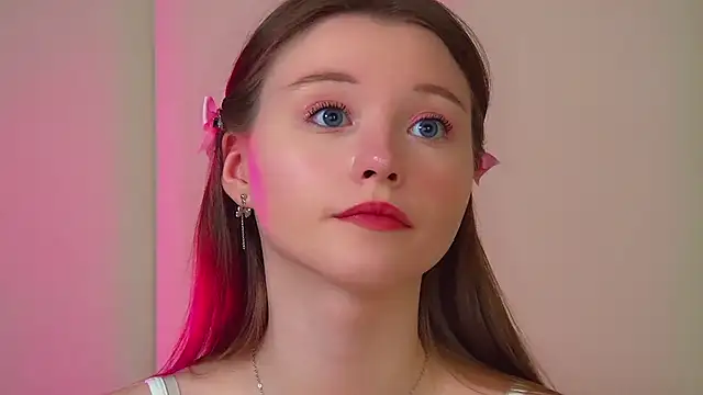 Chat XXX en directo de KeiraAsti