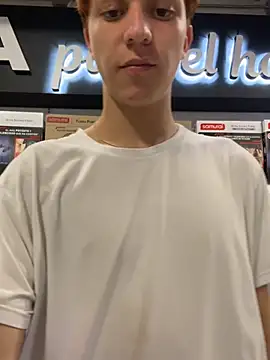 IM_DARENのウェブカメラショー