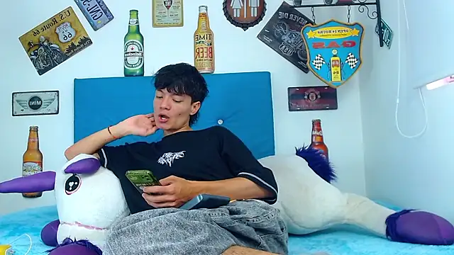 alex_russo__'s Webcam Show