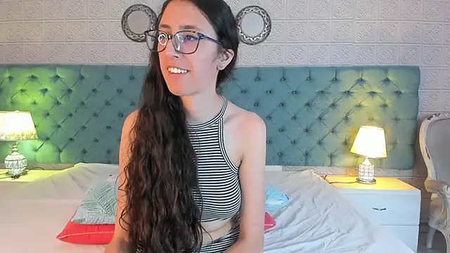 GirafMusic Adlı Modelin Canlı XXX Sohbeti