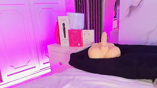 BellaHarpeer Adlı Modelin Canlı XXX Sohbeti