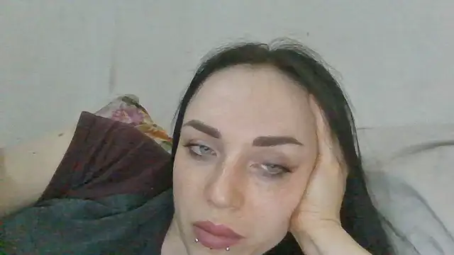 Trinsy_Love's Live XXX Chat