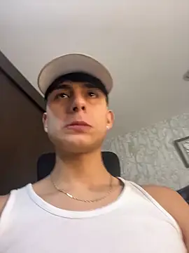 Lander_Cruz – Live XXX-chat