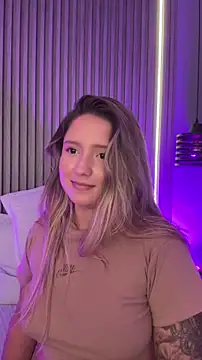 MiaPetit_'s Live XXX Chat