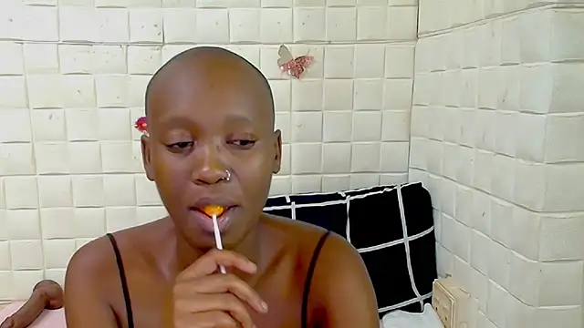 EbonyOlive69 Chat XXX in diretta