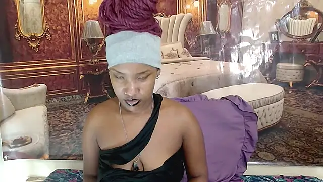 EroticSexyPrada's Live XXX Chat