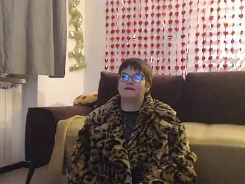 SneakyMiky élő XXX-chatje