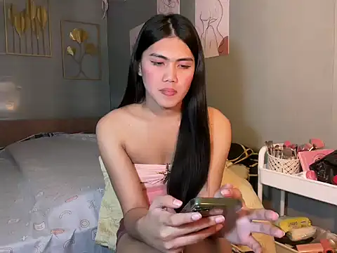 Delicate_Savannah Pertunjukan Webcam