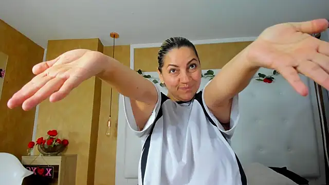 Heidy_milf's Live XXX Chat