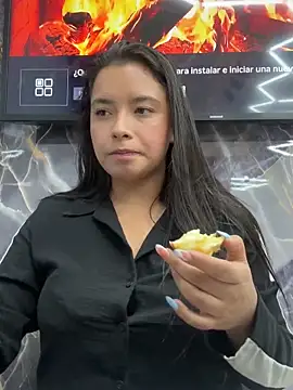 Miss_Bella_Flame's Live XXX Chat