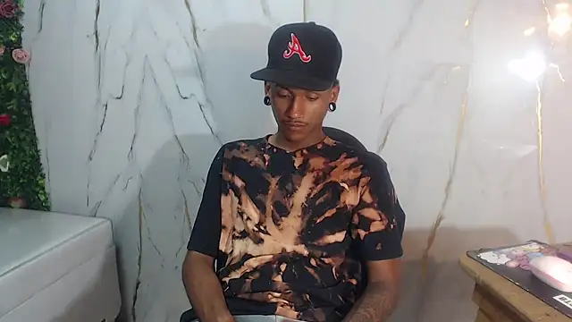 ManSant's Live XXX Chat