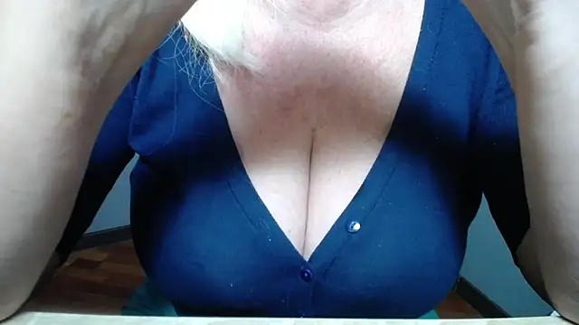 BlondyLeeBest's Live XXX Chat