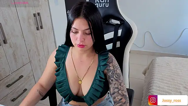 Chatroom XXX en direct de Victoryyy_