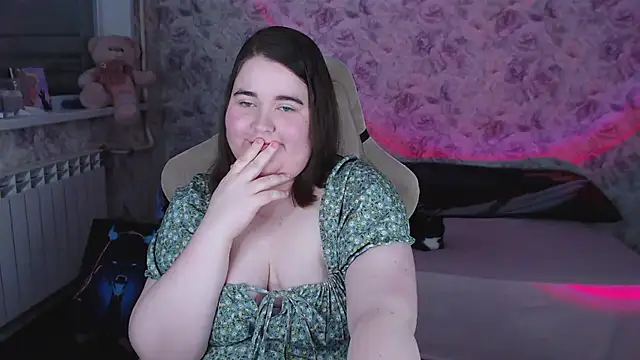 Estelle_Hicks' Live XXX Chat