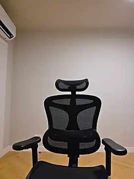 Živý XXX chat MiaRides19