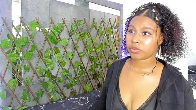 tatianasquirthot Webcam show