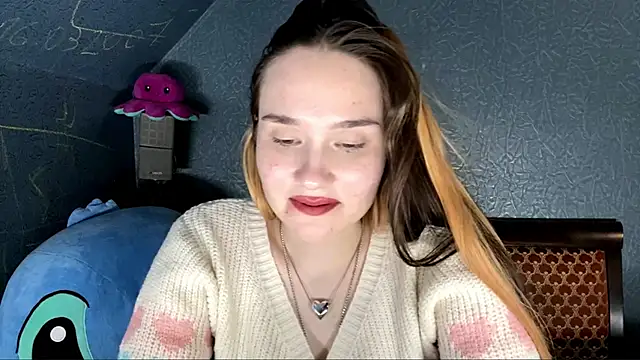 CarmelaLiebherr's Live XXX Chat