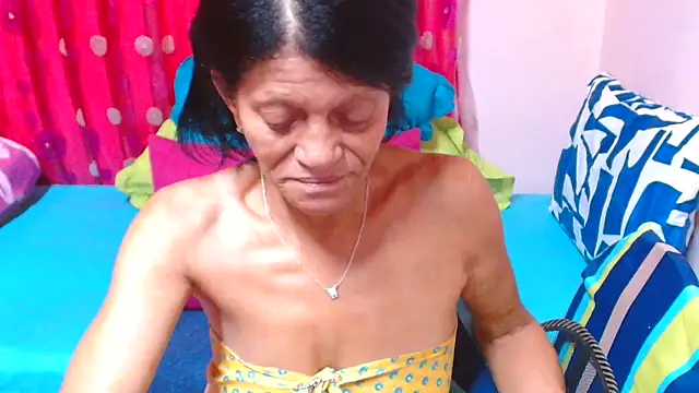 SLUTTYROXY: απευθείας συνομιλία ΧΧΧ