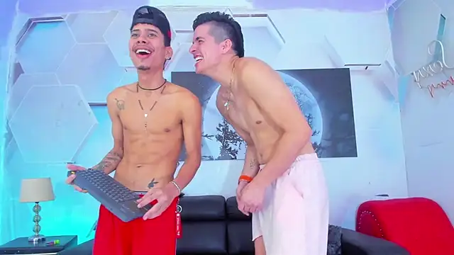 Онлайн чат XXX Alex_jeins_at