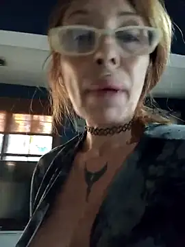 FrozenWaffle Chat XXX in diretta