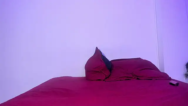 onixandghosty1 Adlı Modelin Canlı XXX Sohbeti