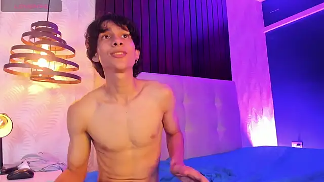 Cheys_Mast: онлайн-секс-чат