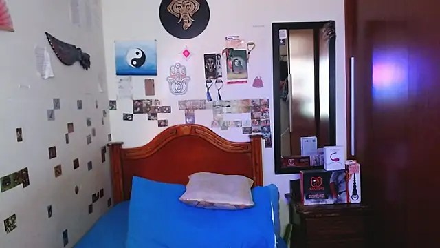 DannyPhantom555's Live XXX Chat