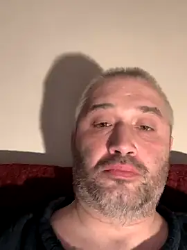 OLOMOUCAK's Live XXX Chat