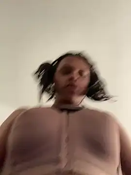 _diamondpamela 即時 XXX 聊天