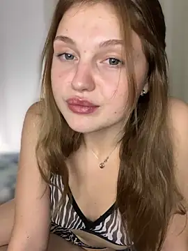 Chat +18 de Emaline_Fane ao vivo