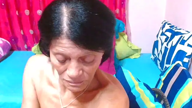 SLUTTYROXY Adlı Modelin Canlı XXX Sohbeti