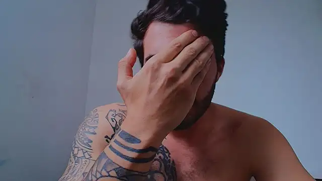 thomas_gun 现场XXX聊天