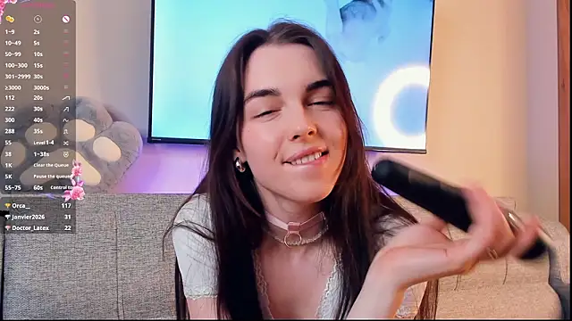 دردشة MirnaTellado الجنسية المباشرة